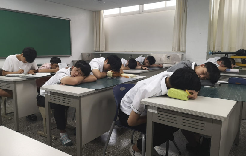 La sieste à l'école, en Corée du sud - Une année au lycée à l'étranger avec PIE