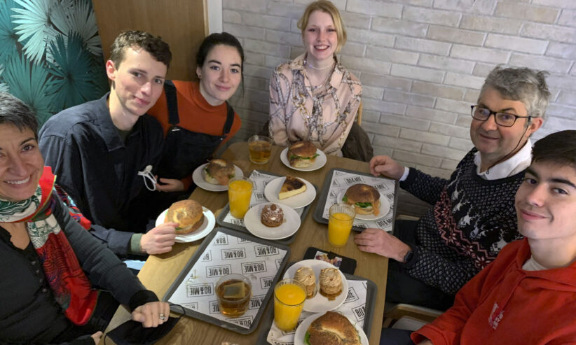 Petit déjeuner — L'accueil en famille avec PIE — Ronja, Estonienne, et sa famille française 